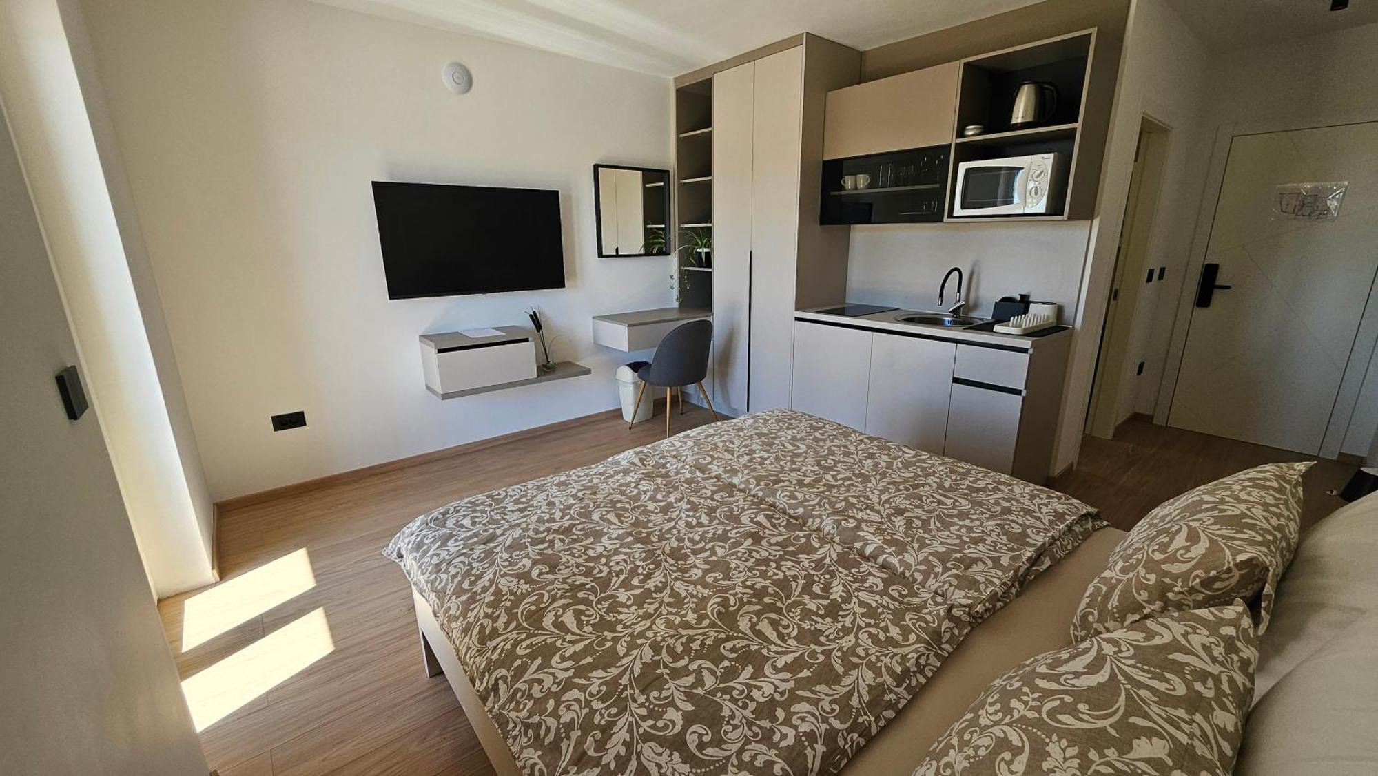 Richi Rooms & App フンタナ エクステリア 写真