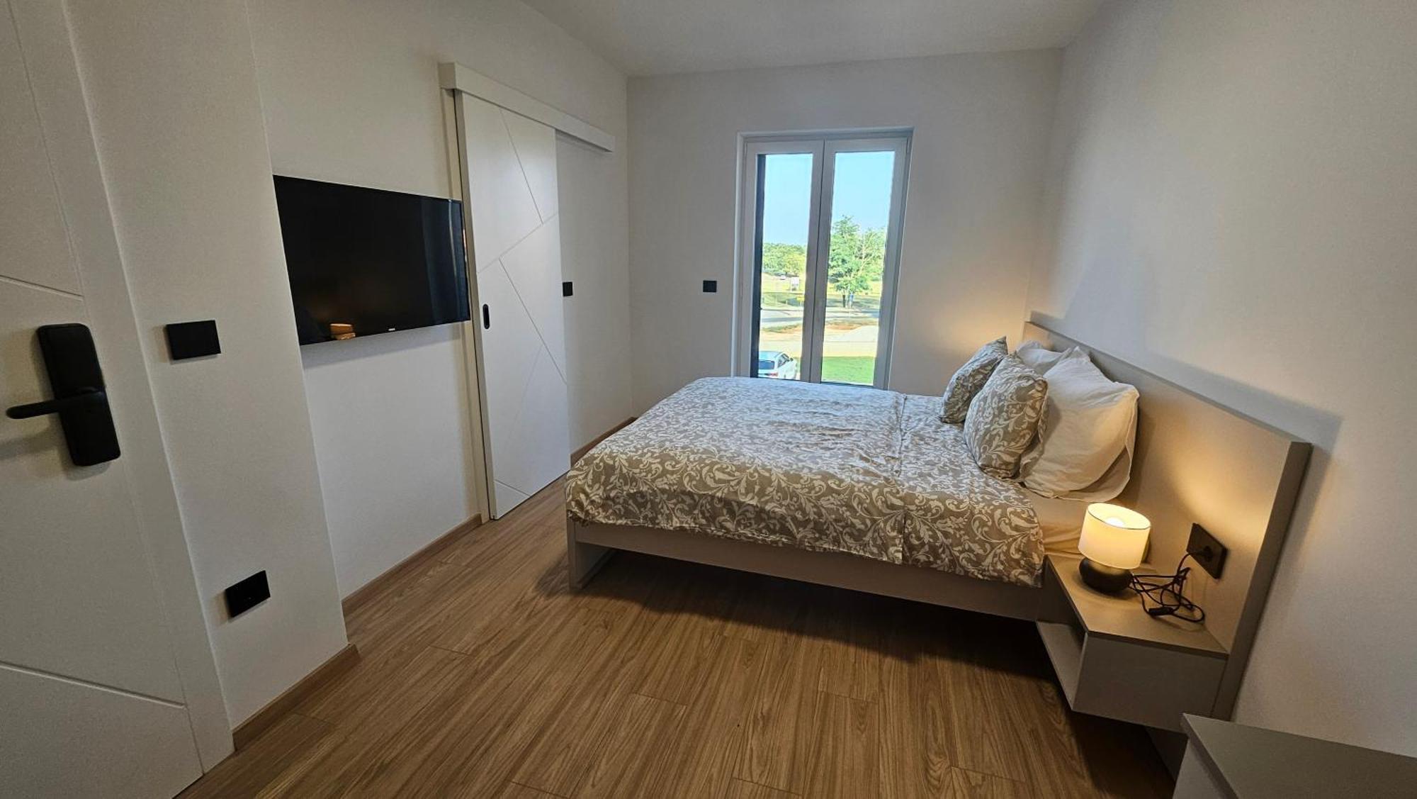 Richi Rooms & App フンタナ エクステリア 写真
