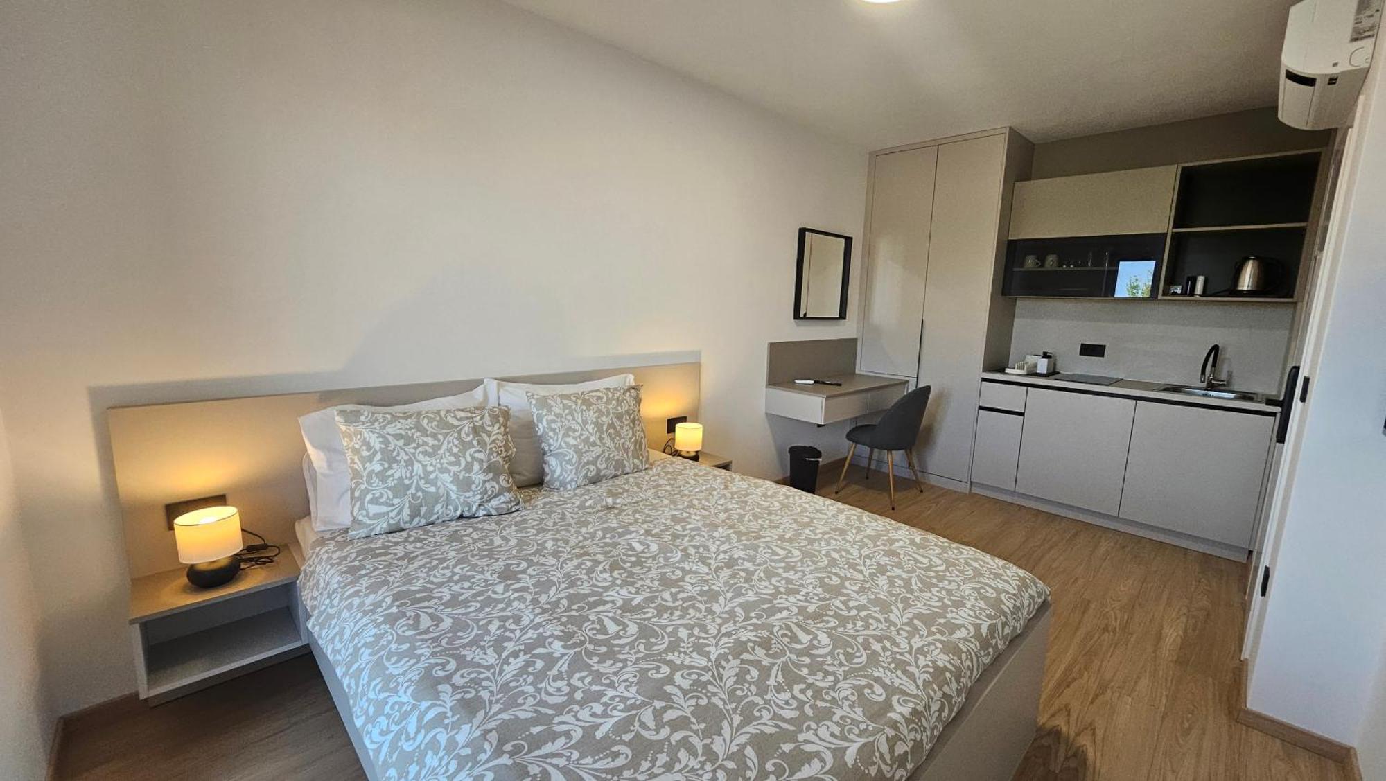 Richi Rooms & App フンタナ エクステリア 写真